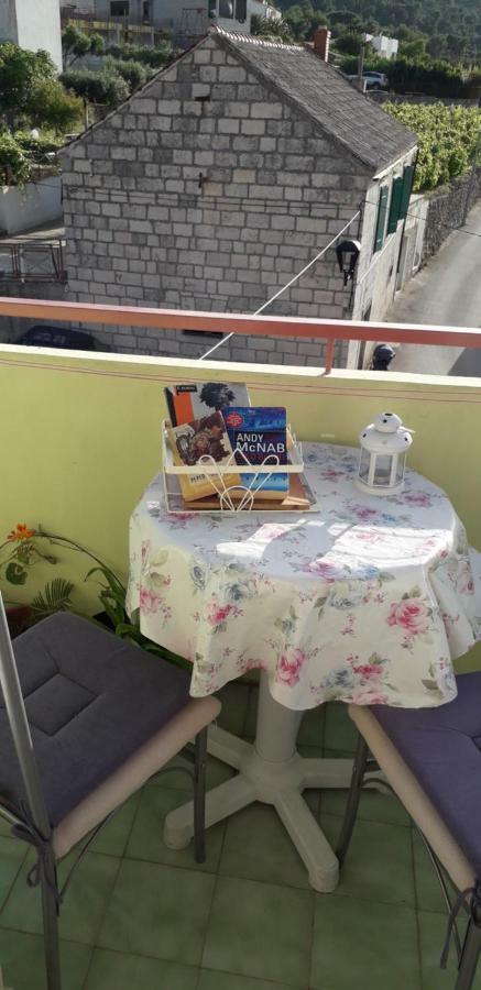 Apartamento Bilic Vis